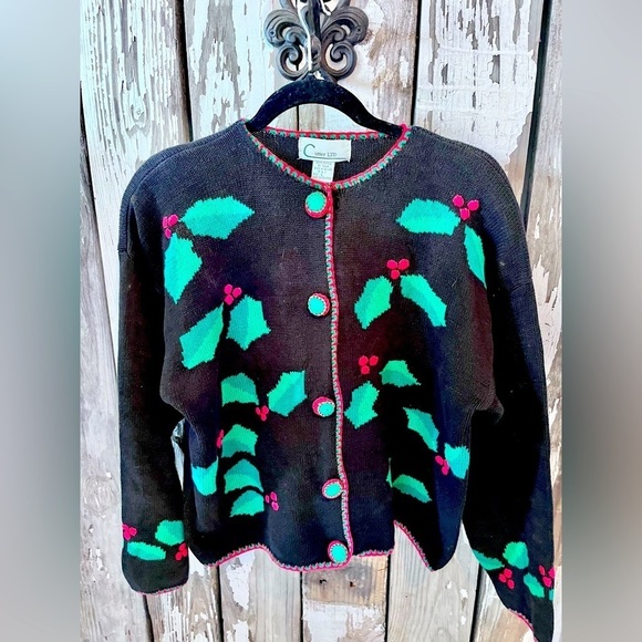 Cutter Ltd Sweaters - Cutter LTD size large Poinsettia & Santa sweater Christmas